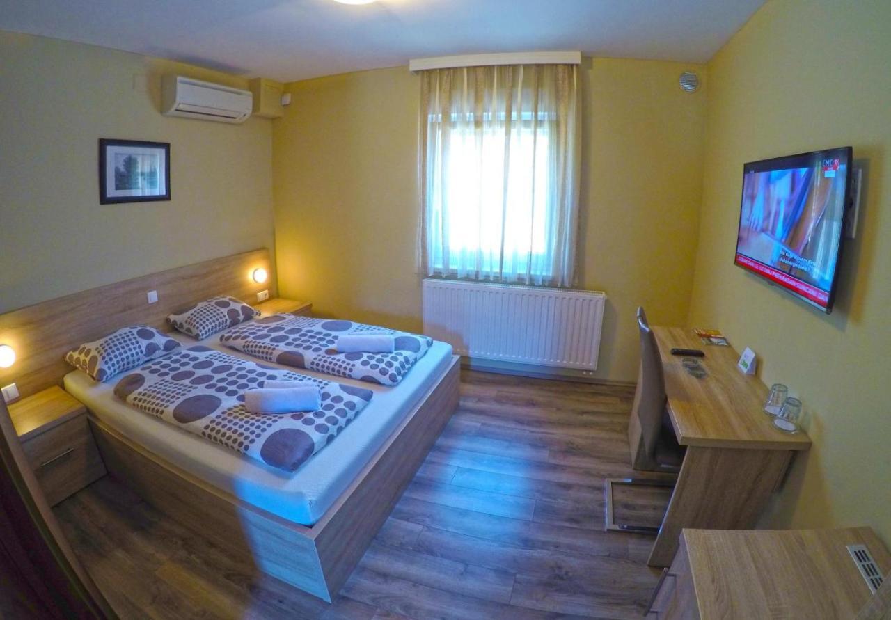 Apartments And Rooms Rea Sveti Martin Na Muri Exterior photo