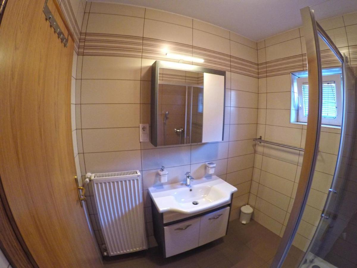 Apartments And Rooms Rea Sveti Martin Na Muri Exterior photo