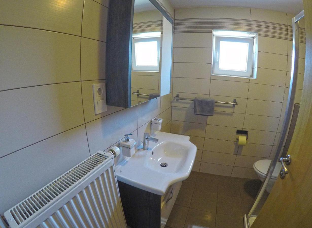 Apartments And Rooms Rea Sveti Martin Na Muri Exterior photo